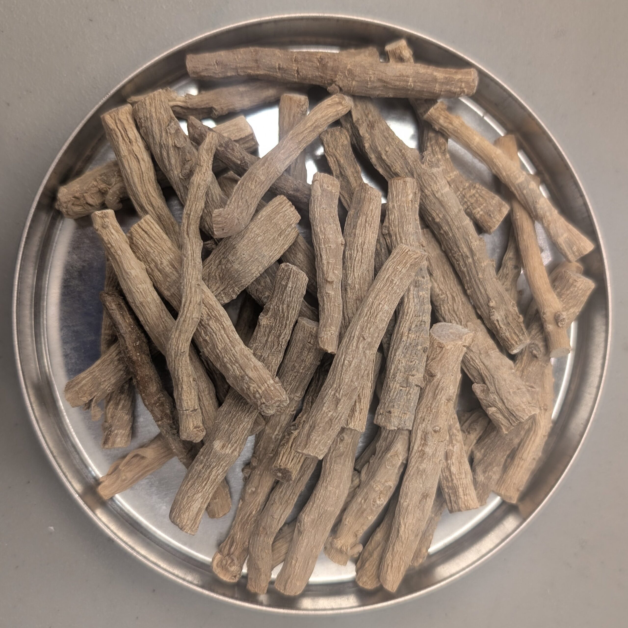 怀牛膝
